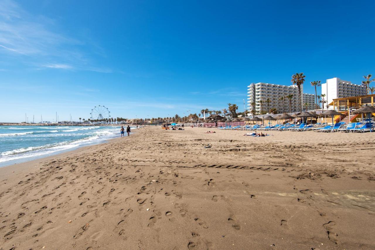 Aloha Puerto Private Apartment 1St Line Carihuela Beach Torremolinos Dış mekan fotoğraf